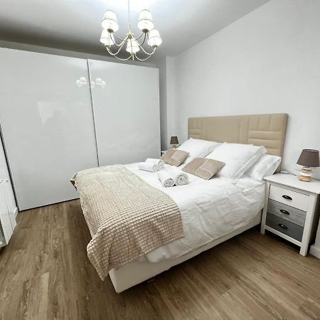 Apartament Casa Isabel Aeropuerto Feria Valencia Partida de La Cañada Zewnętrze zdjęcie